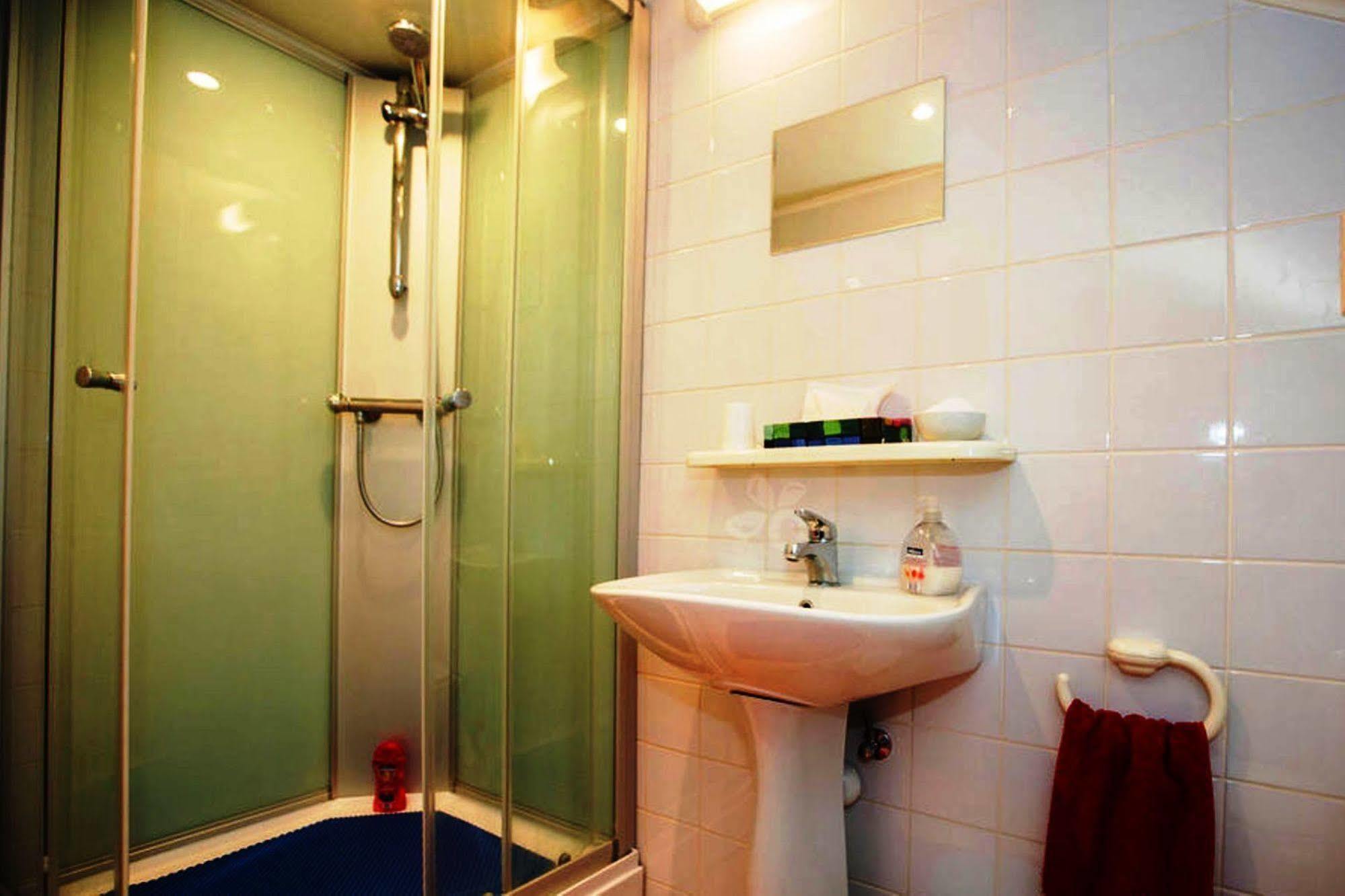 B&B Woodside Torhout Buitenkant foto