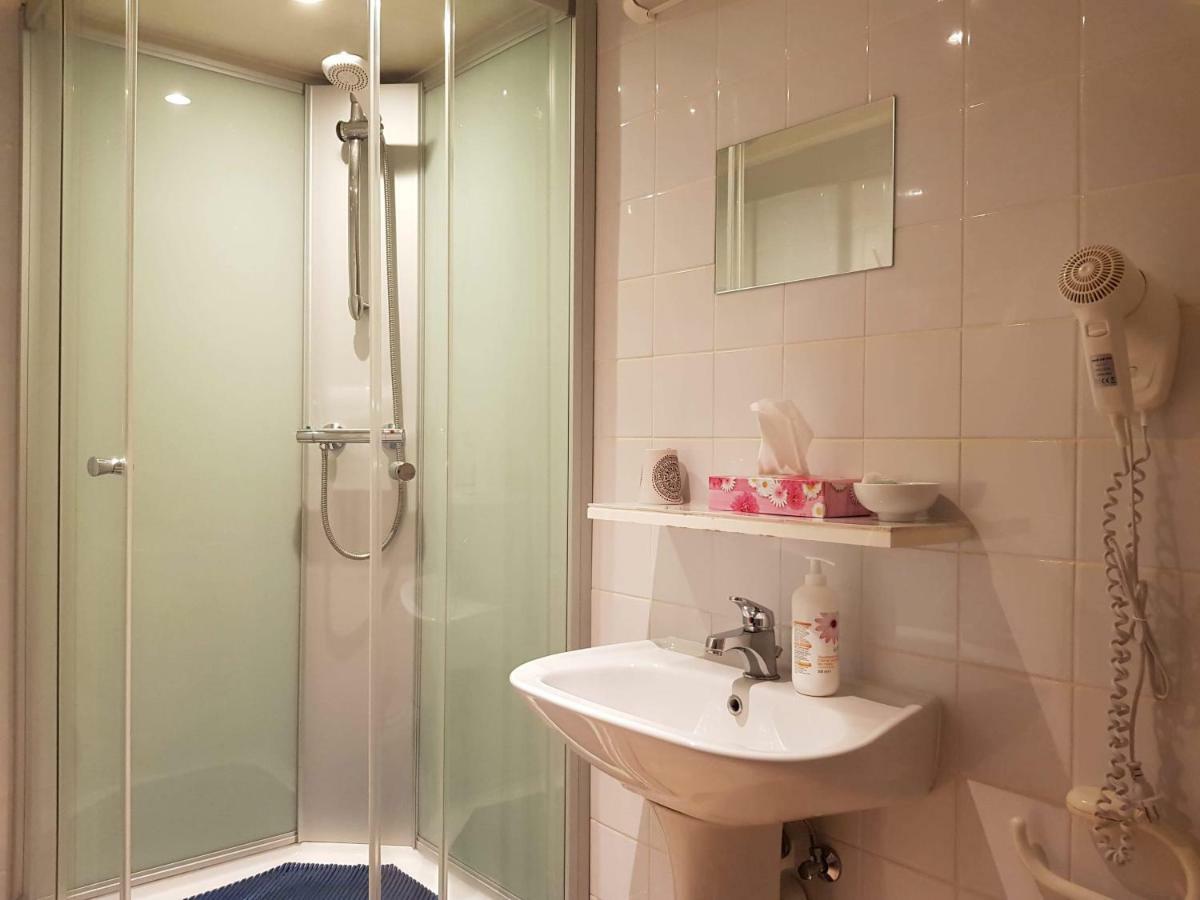 B&B Woodside Torhout Buitenkant foto